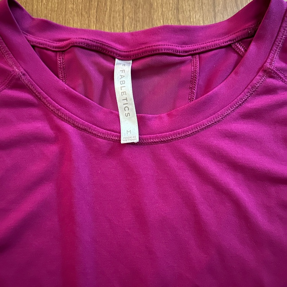 Fabletics workout tank - Picture 2 of 4